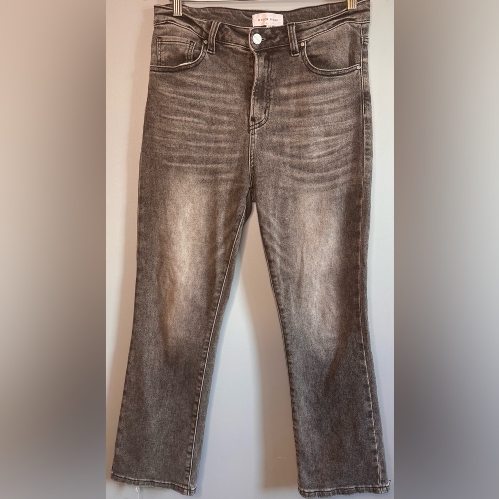 Risen Jeans Women’s 7/28 Grey Distressed Straight Leg Jeans Raw Hem Stretch